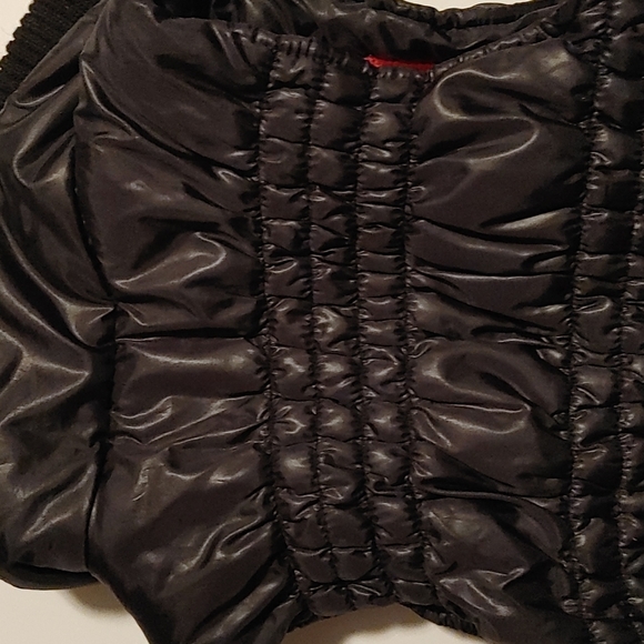 3/$25 OSHKOSH Girl black autumn winter vest, size child 6 - Picture 10 of 11